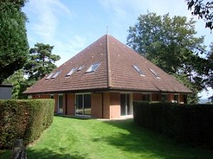 Oxford Carmelite Priory pyramid